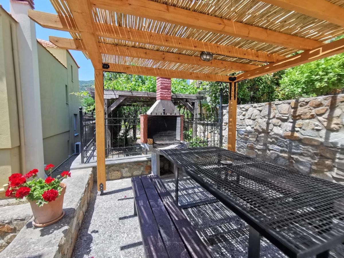 Palio Armonia Guest House Palaiontsiflikion Bagian luar foto