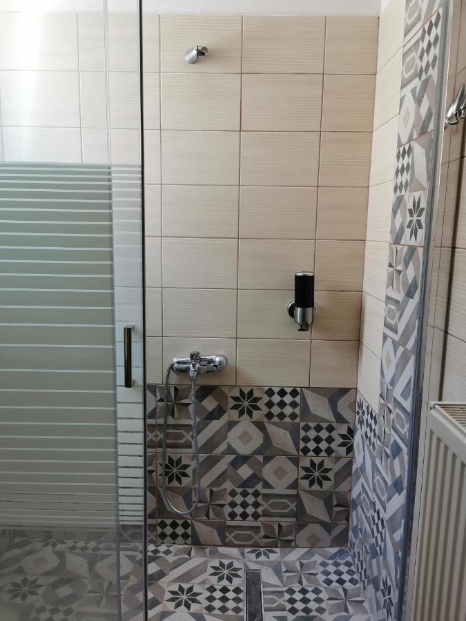 Palio Armonia Guest House Palaiontsiflikion Bagian luar foto