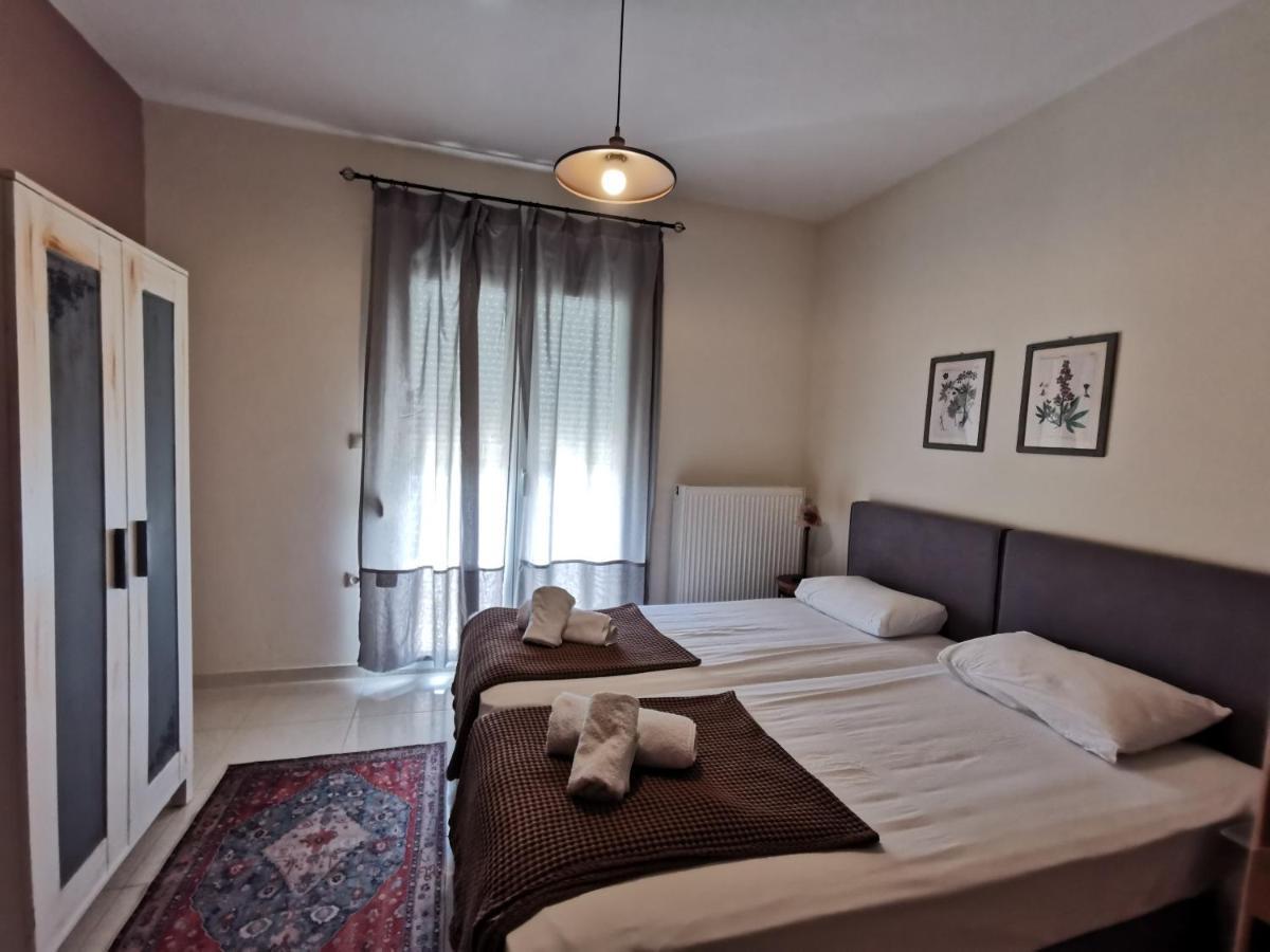 Palio Armonia Guest House Palaiontsiflikion Bagian luar foto
