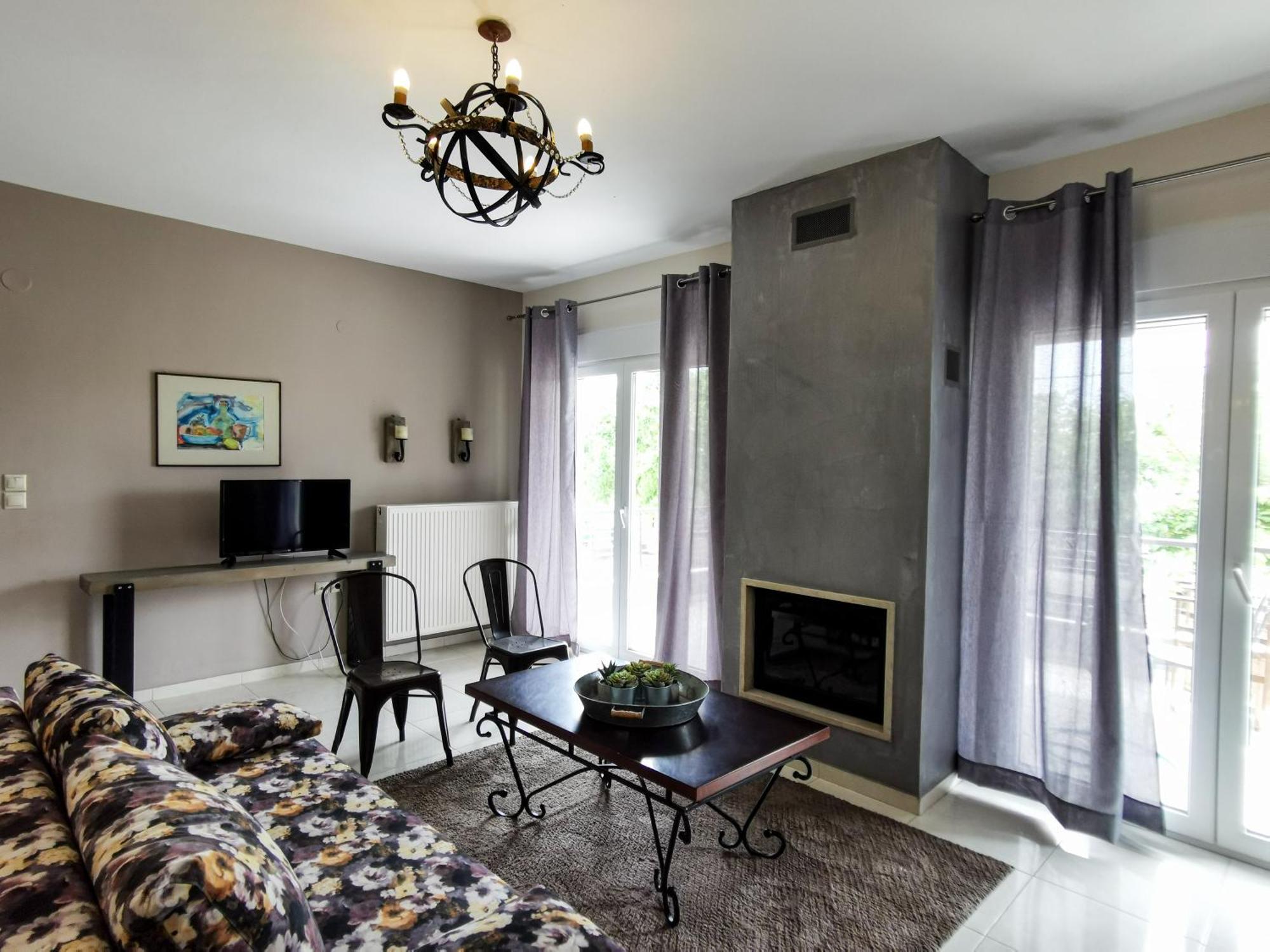 Palio Armonia Guest House Palaiontsiflikion Bagian luar foto