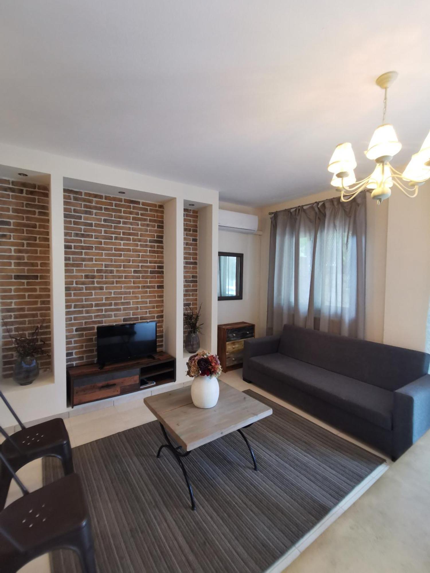 Palio Armonia Guest House Palaiontsiflikion Bagian luar foto